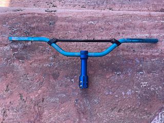 Manillar Voca Azul + Soporte Potencia STR8