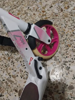 Monopatín Oxelo niña rosa y blanco