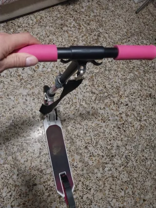 Monopatín Oxelo niña rosa y blanco