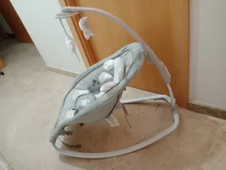Mecedora bebé con sonido y masaje