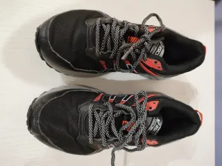 Lote de 6 zapatillas deportivas tallas 39 y 40