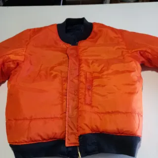 Cazadora reversible azul y naranja