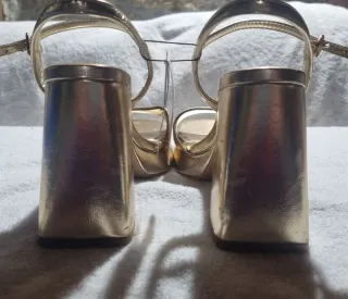 Sandalias Doradas 38 Stradivarius