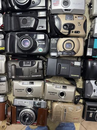 Lotto 40 Fotocamere Analogiche Varie Marche