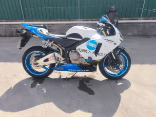 Honda CBR 600rr 2005 - 47.000 km