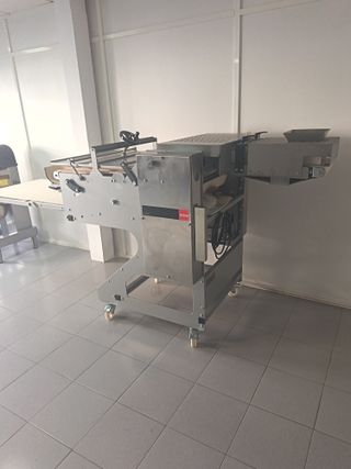 Formadora de pan Salva KM0