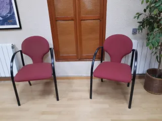 2 Sillas de Oficina Rojas y Negras