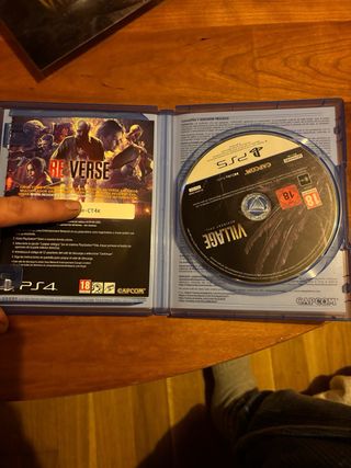 Resident Evil Village PS5 Lenticular Impoluto
