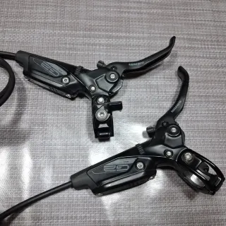 Sram G2 RSC 4 pistones
