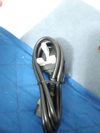 Cable de alimentación para monitor