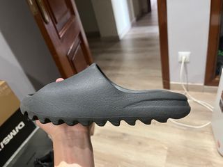 Yeezy Slides Gris