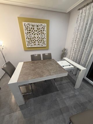 Mesa de comedor extensible + 6 sillas