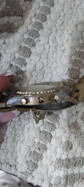 Reloj Cussi Dorado con Bisel Brillante