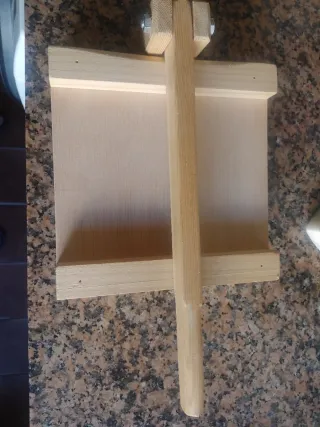 Máquina de madera artesanal