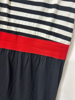 Vestido Bershka Rayas Rojas y Negras