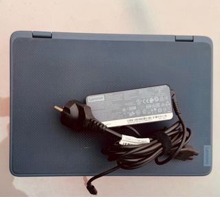 Lenovo 300W Gen5 2-in-1