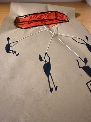 Lámina papel kraft figura relieve texturas. 30x24