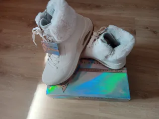 Botines Skechers Mujer Beige..solo use 2 veces