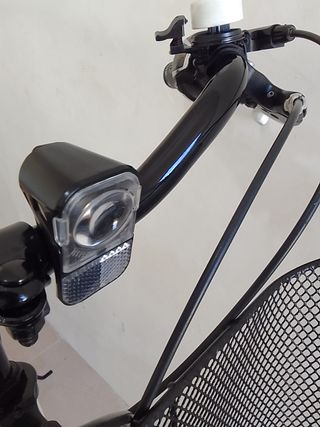 Bicicleta in alluminio da passeggio da 26" per donna con cesta