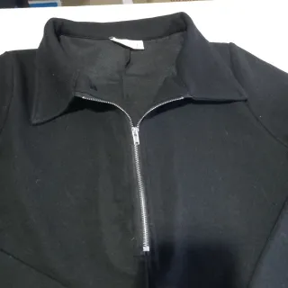 Conjunto vestido y abrigo negro