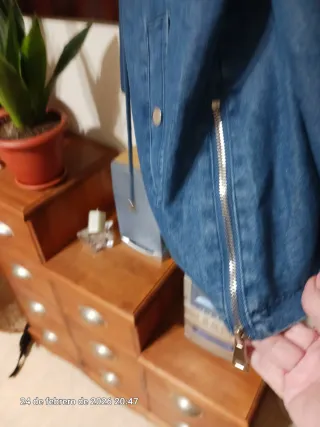 Parka Denim con Capucha Talla 44