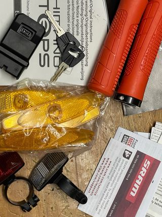 Bicicleta Eléctrica FELT SURPLUS E-MTB