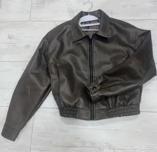 Cazadora efecto piel marrón chocolate Talla XS