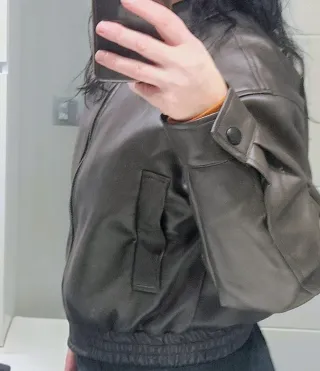 Cazadora efecto piel marrón chocolate Talla XS