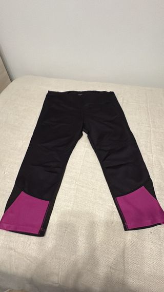 Mallas Boomerang negras y moradas