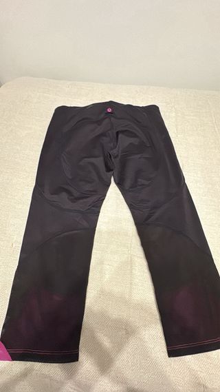 Mallas Boomerang negras y moradas