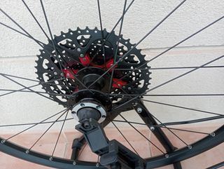 llanta 27,5 trasera centrada, recta, sin llantazo