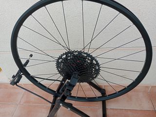 llanta 27,5 trasera centrada, recta, sin llantazo