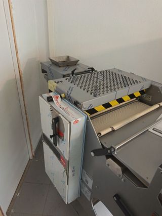 Formadora de Pan Salva KM0