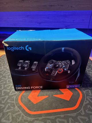 Volante Logitech G29 com Pedais