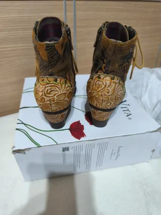 Botines Piel Laura Vita