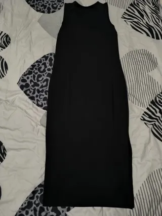 Vestido negro tirantes anchos largo, talla 13 años