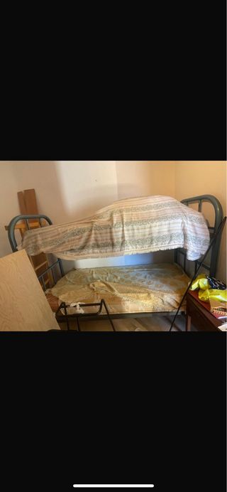 Literas metálicas con 2 colchones