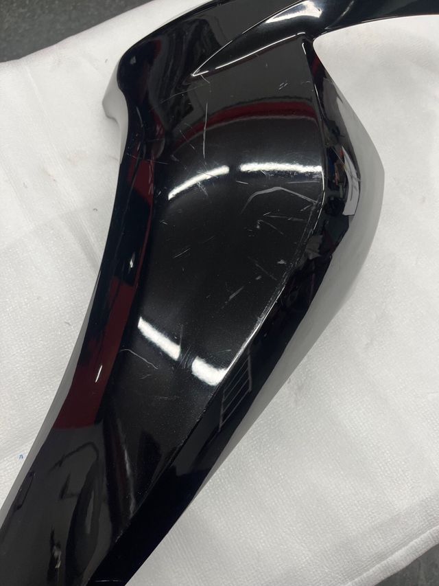 Tapa frontal izquierda Honda SH 300