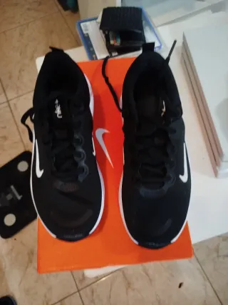 Zapatillas NIKE SEASON TR14 MUJER TALLA 37.5