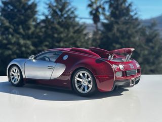 Bugatti Veyron L'Édition Centenaire 1:18