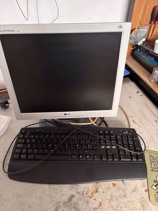 LG FLATRON L1715S Monitor Plata