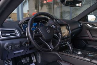 MASERATI GHIBLI  V6 430 CV