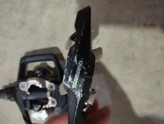 Pedales Shimano PD-ME700 automáticos