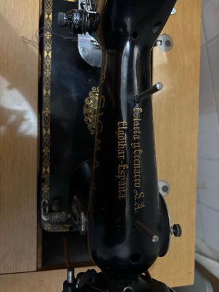 Máquina de coser antigua SIGMA