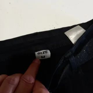 Pantalones Cargo Beige y Negro