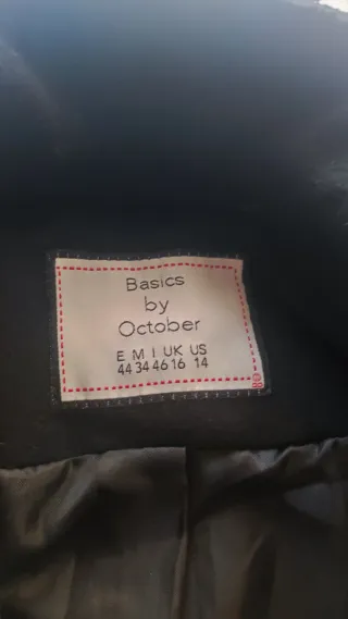 Chaqueta de paño negra