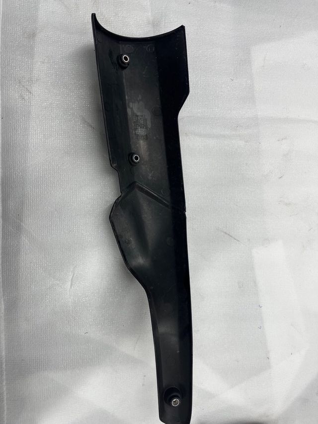 Protector escape Yamaha MT 125 2020-2021