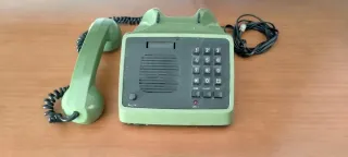 Teléfono Fijo Antiguo Verde