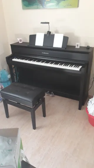 Piano Yamaha Clavinova CLP 675