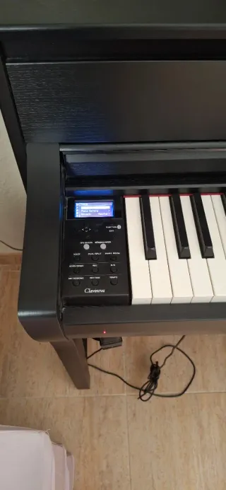 Piano Yamaha Clavinova CLP 675